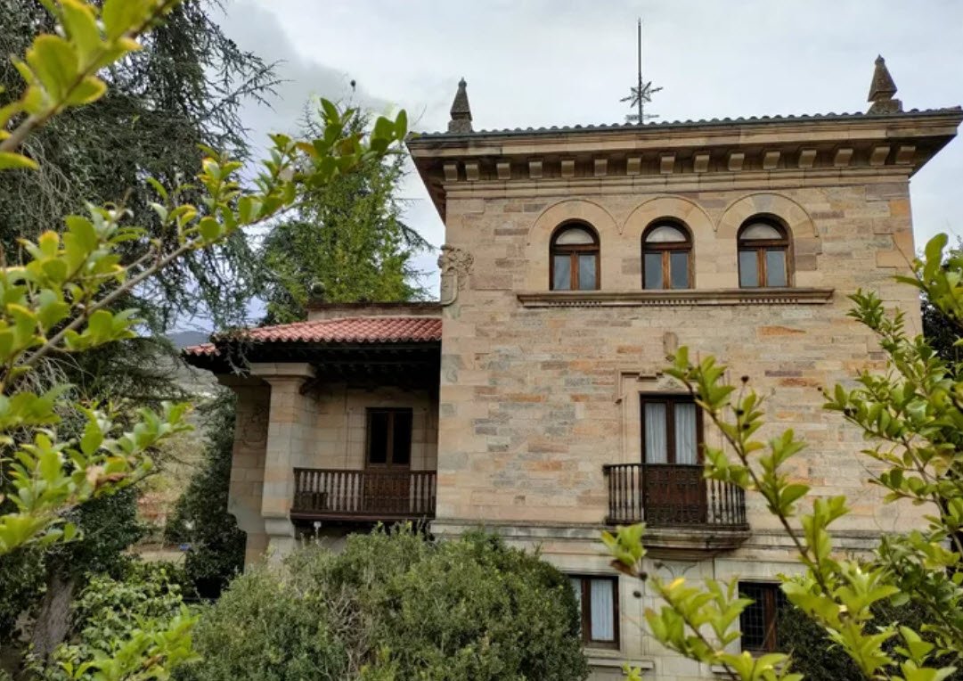 Casona de Ceballos el Caballero, Spain